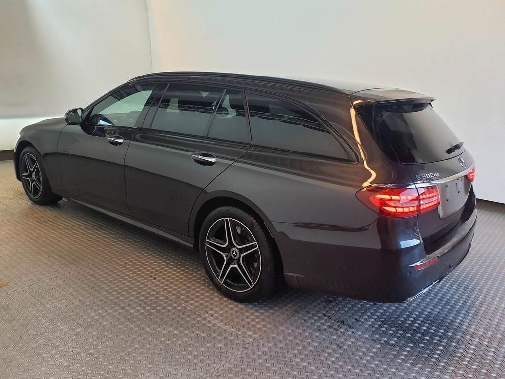 Mercedes-Benz E 300 2022