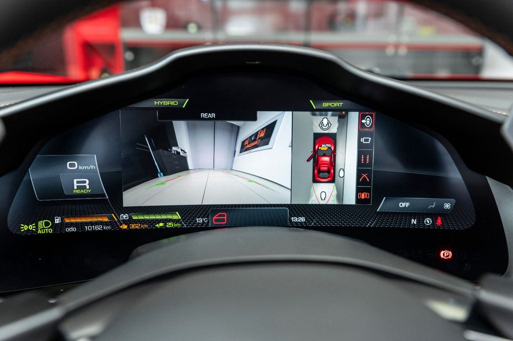 Ferrari 296 GTS 2023