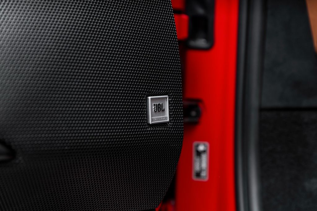 Ferrari 296 GTS 2023