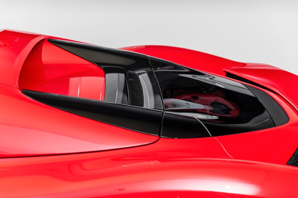 Ferrari 296 GTS 2023