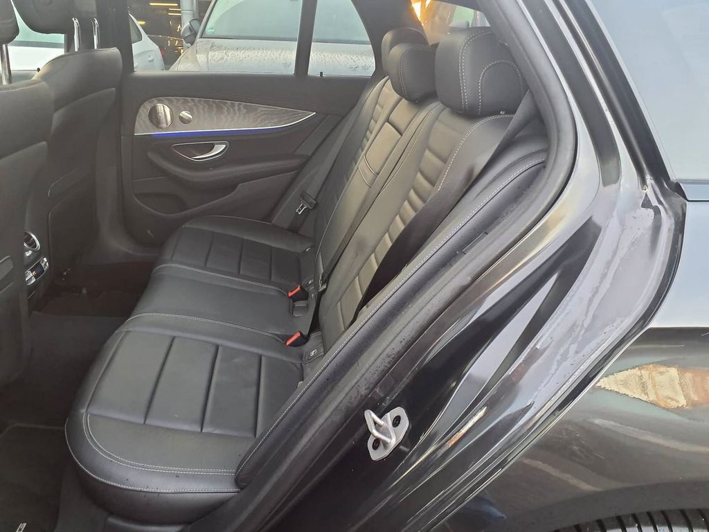 Mercedes-Benz E 300 2022