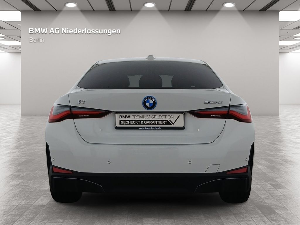 BMW i4 2023