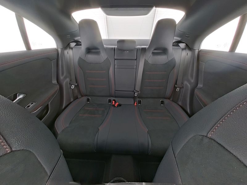 Mercedes-Benz CLA 200 2025
