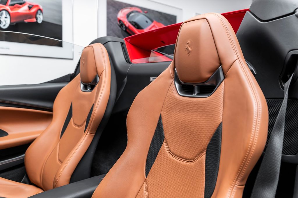 Ferrari 296 GTS 2023
