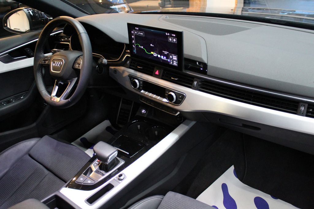 Audi A4 2024