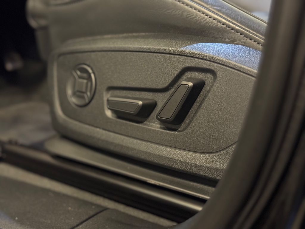 Audi RSQ3 2024