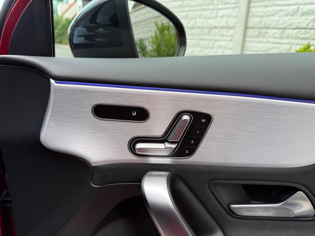 Mercedes-Benz A 250 2021