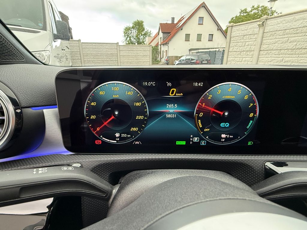 Mercedes-Benz A 250 2021