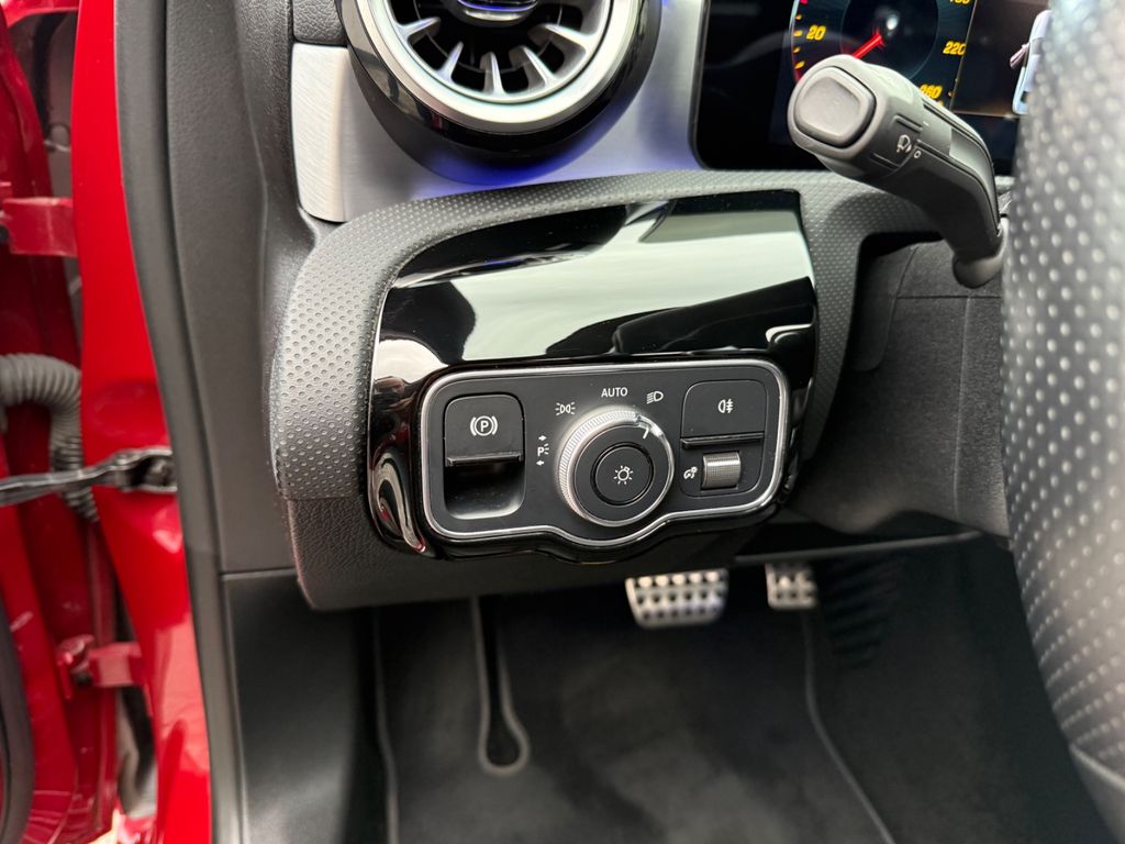Mercedes-Benz A 250 2021