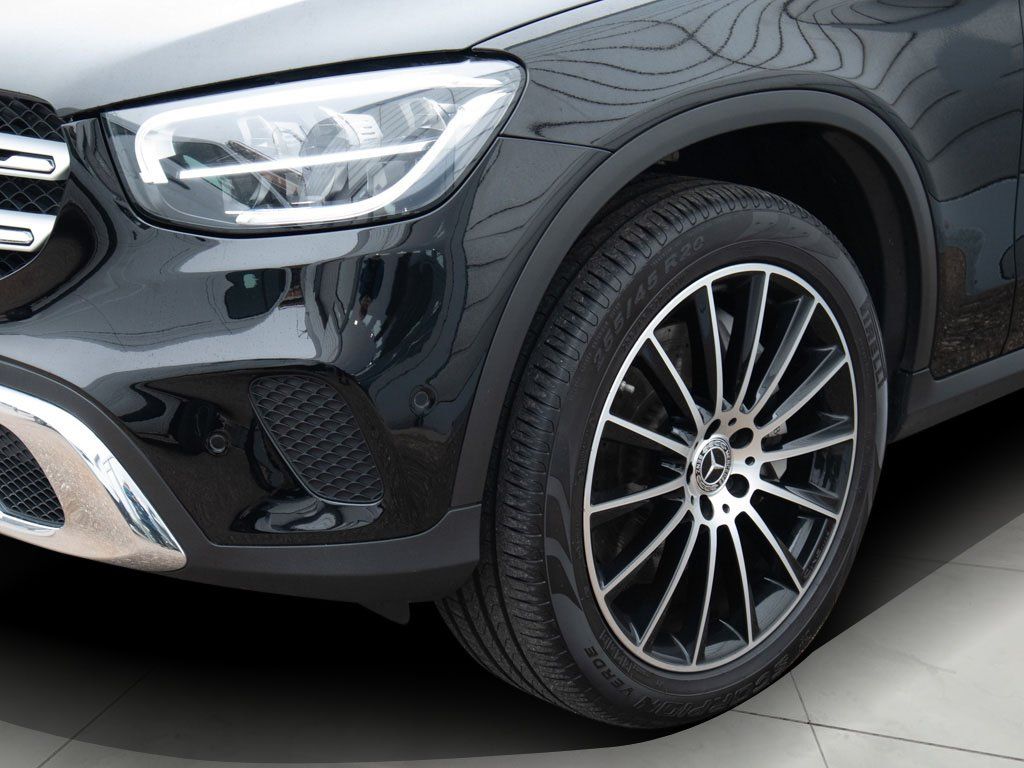 Mercedes-Benz GLC 300 2021