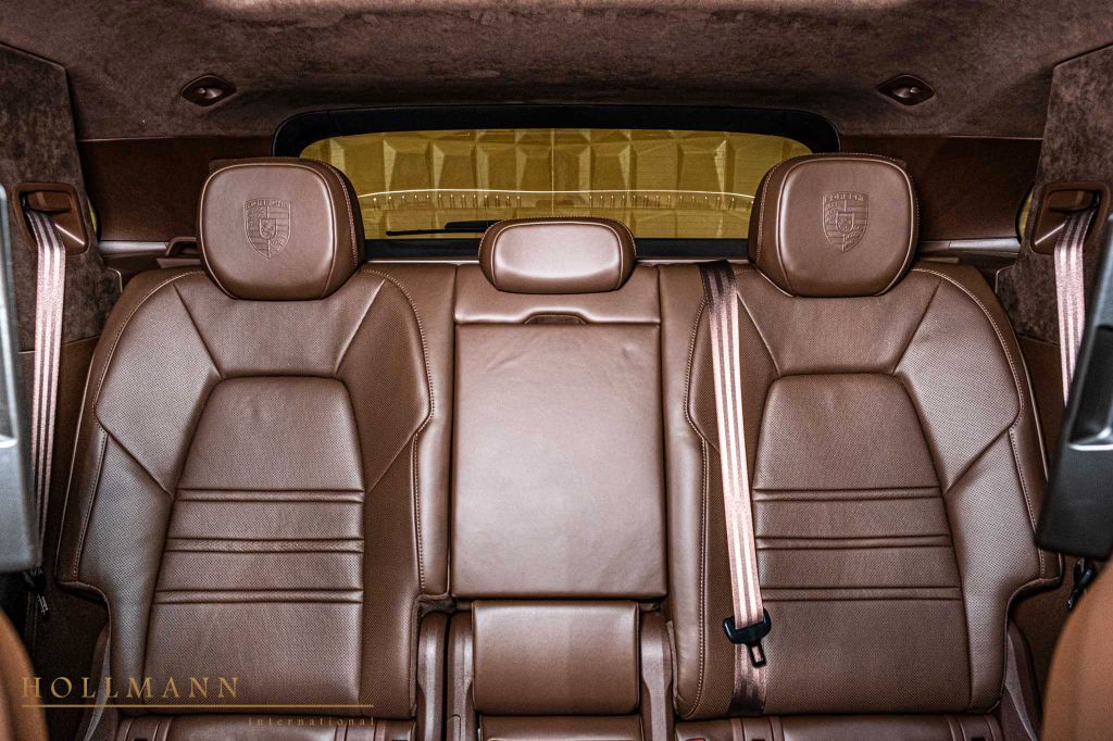 Porsche Cayenne 2022