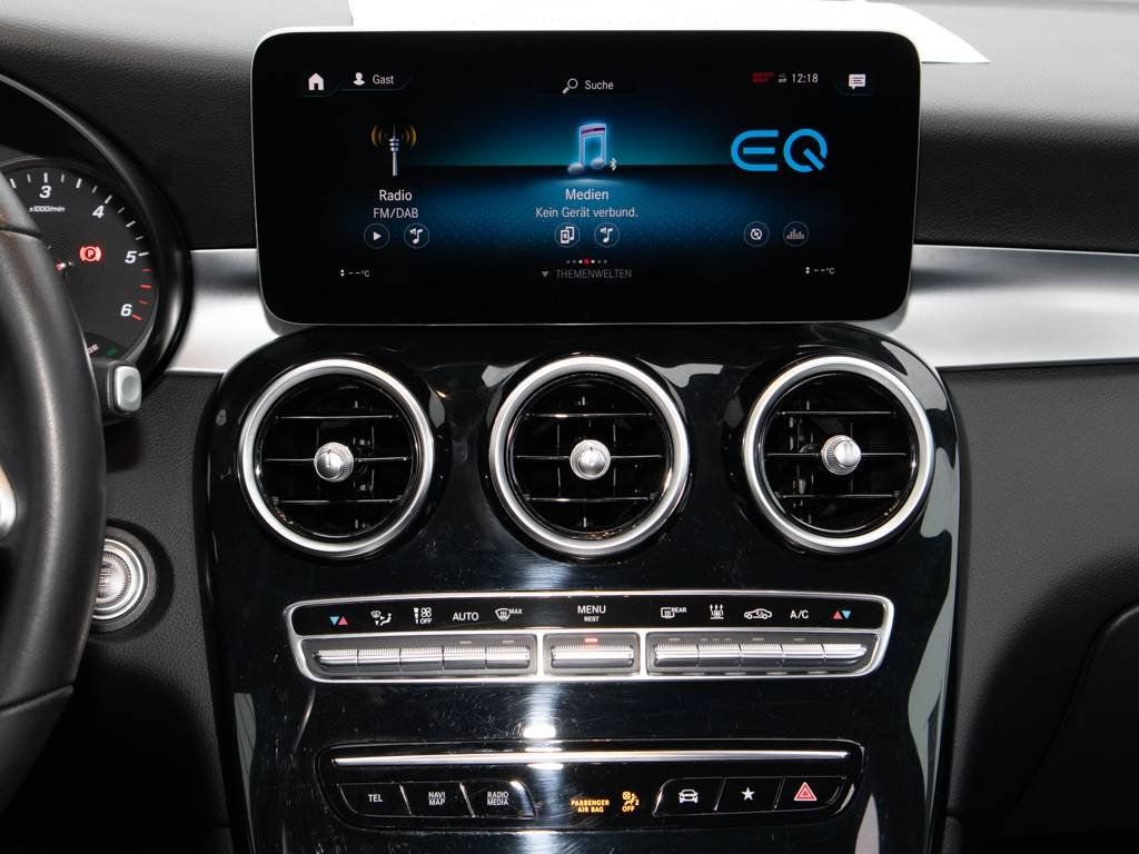 Mercedes-Benz GLC 300 2021