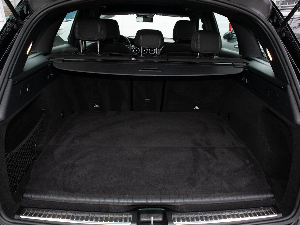 Mercedes-Benz GLC 300 2021