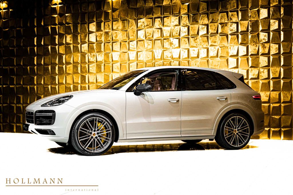 Porsche Cayenne 2022