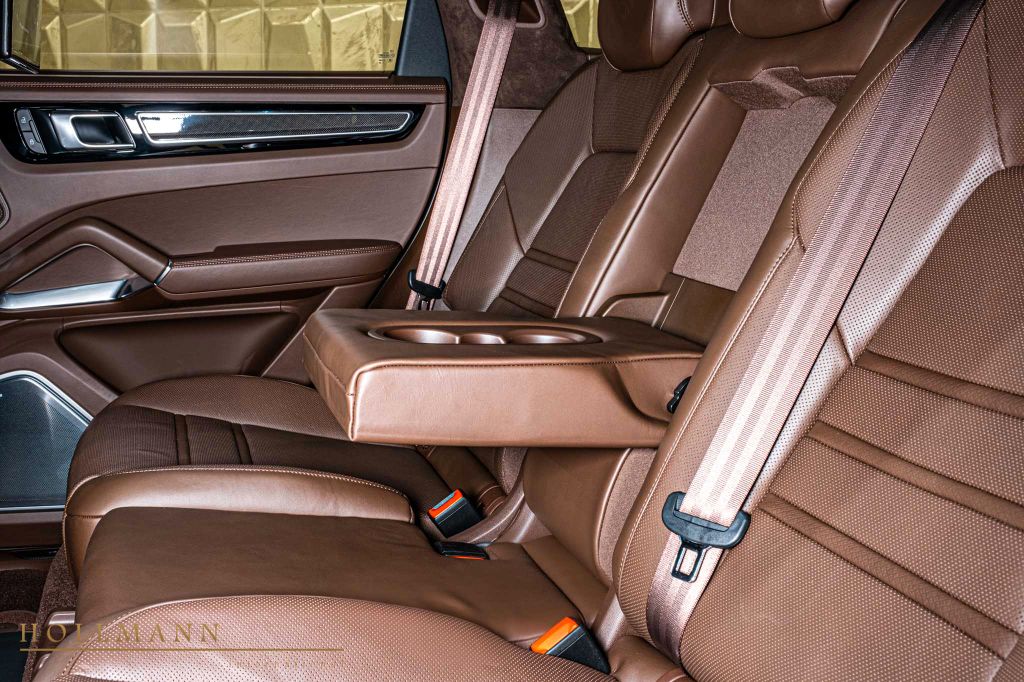 Porsche Cayenne 2022