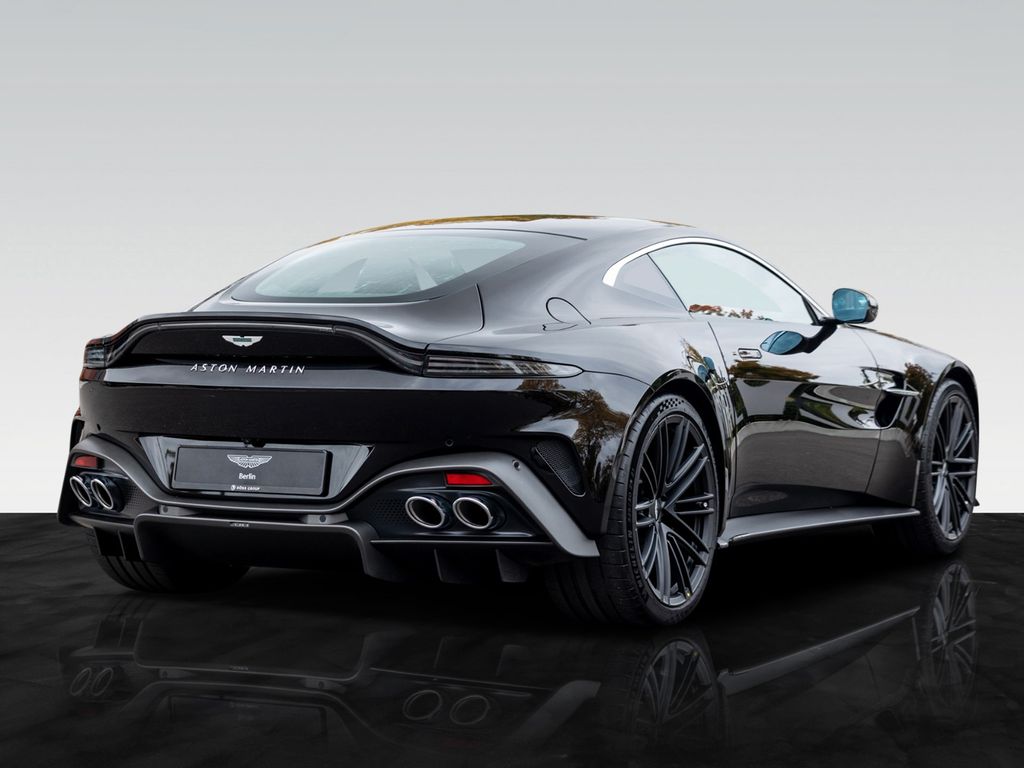 Aston Martin V8 Vantage