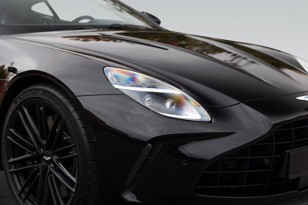 Aston Martin V8 Vantage