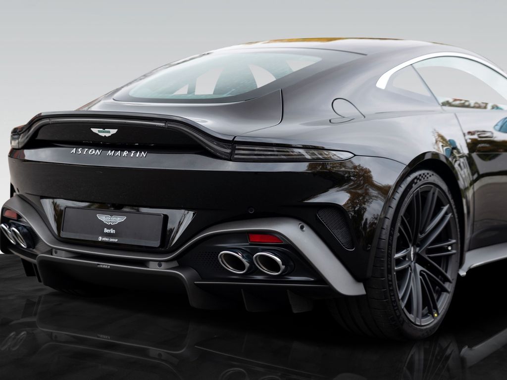 Aston Martin V8 Vantage