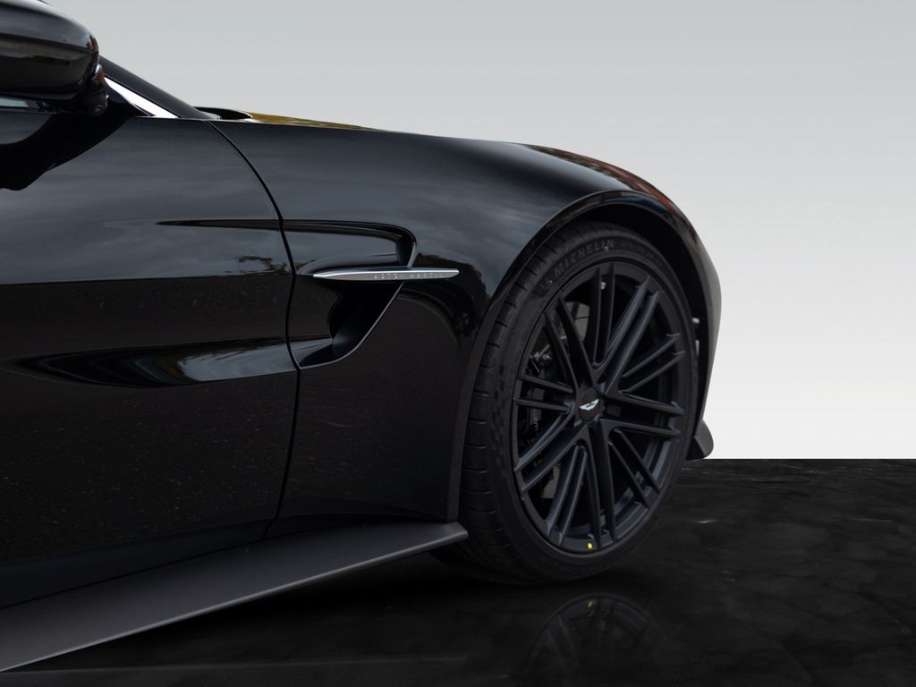 Aston Martin V8 Vantage