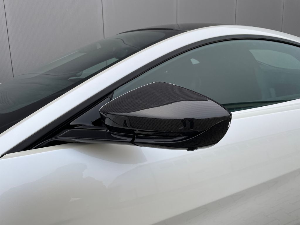 Aston Martin V8 Vantage 2018