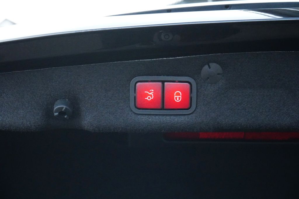 Mercedes-Benz C 300 2021