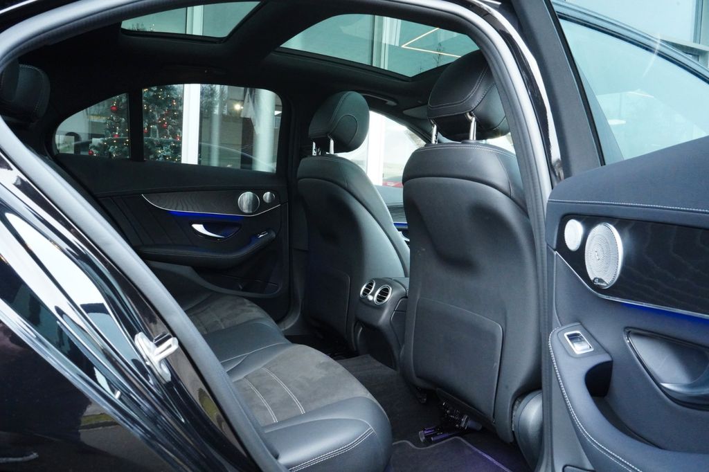 Mercedes-Benz C 300 2021