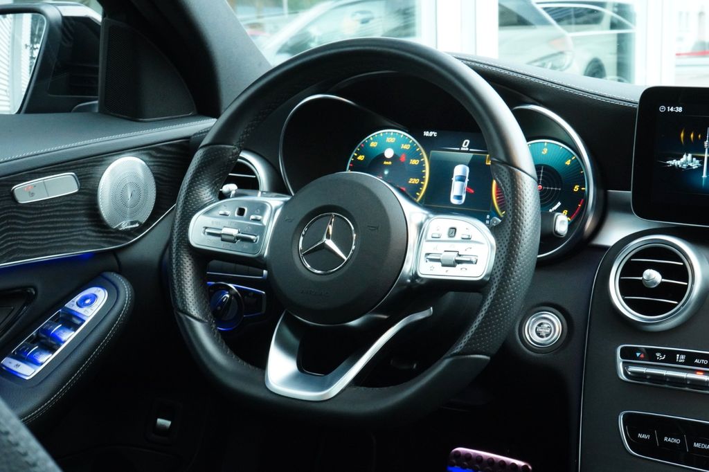 Mercedes-Benz C 300 2021