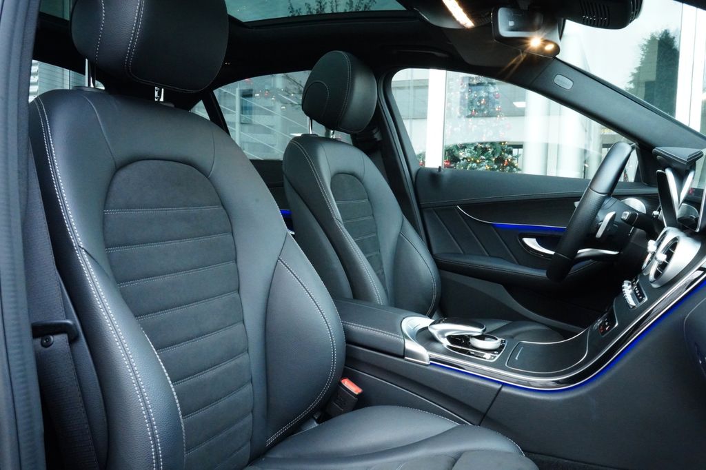 Mercedes-Benz C 300 2021