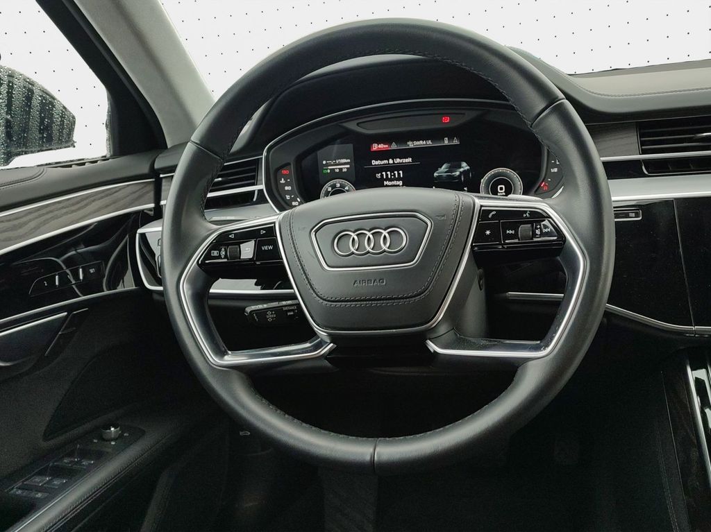 Audi A8 2022