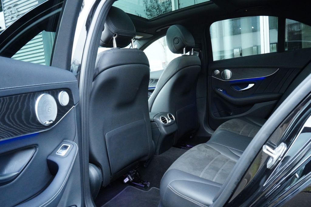 Mercedes-Benz C 300 2021