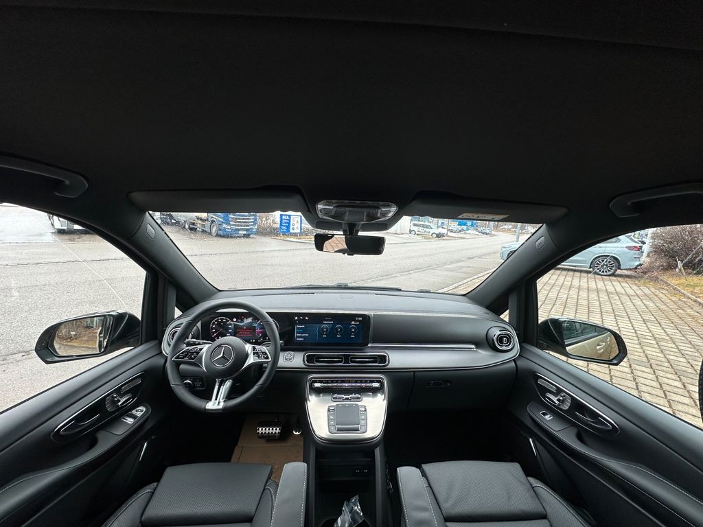 Mercedes-Benz V 300 2025