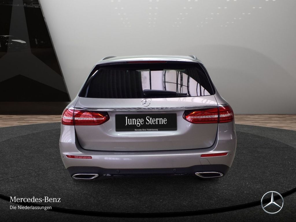 Mercedes-Benz E 220 2022