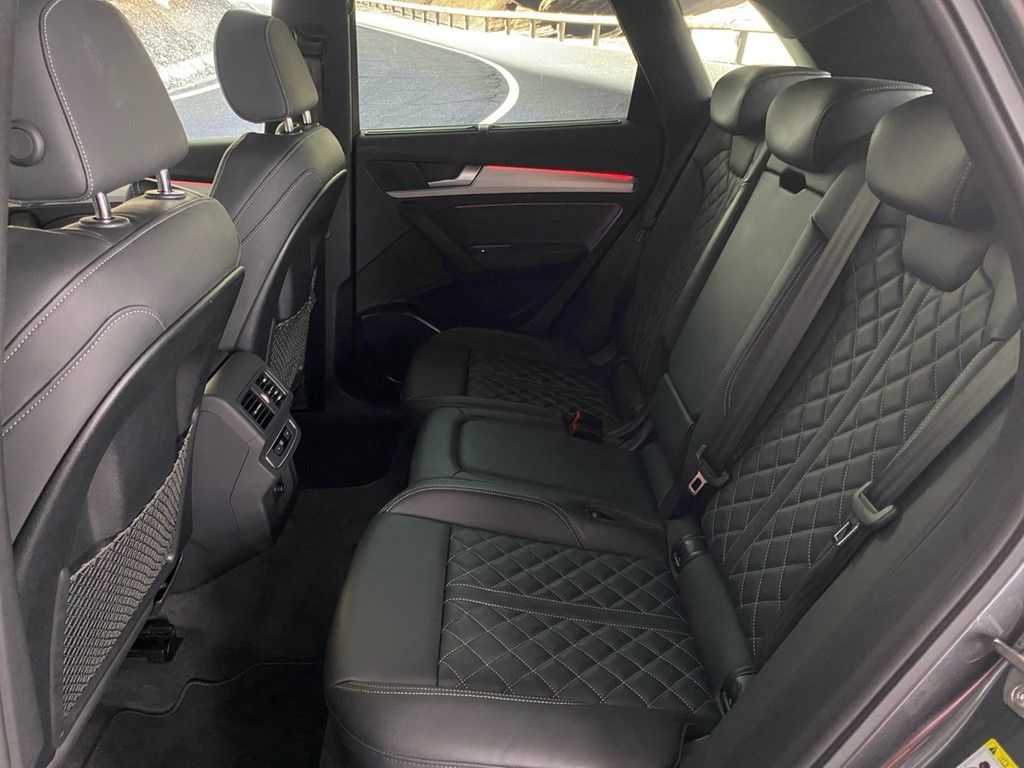 Audi SQ5 2022