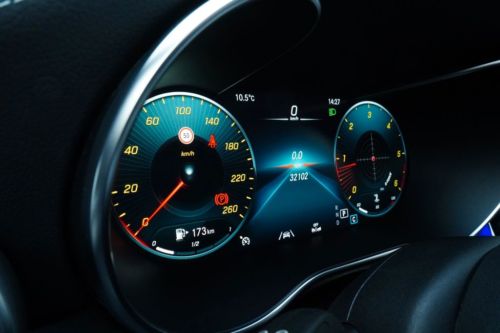 Mercedes-Benz C 300 2021