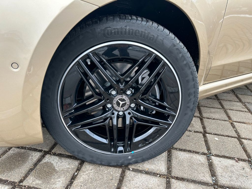 Mercedes-Benz V 300 2025