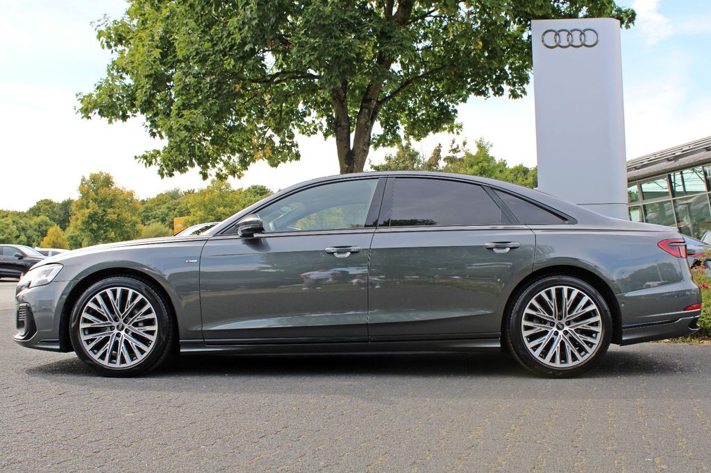 Audi A8 2024