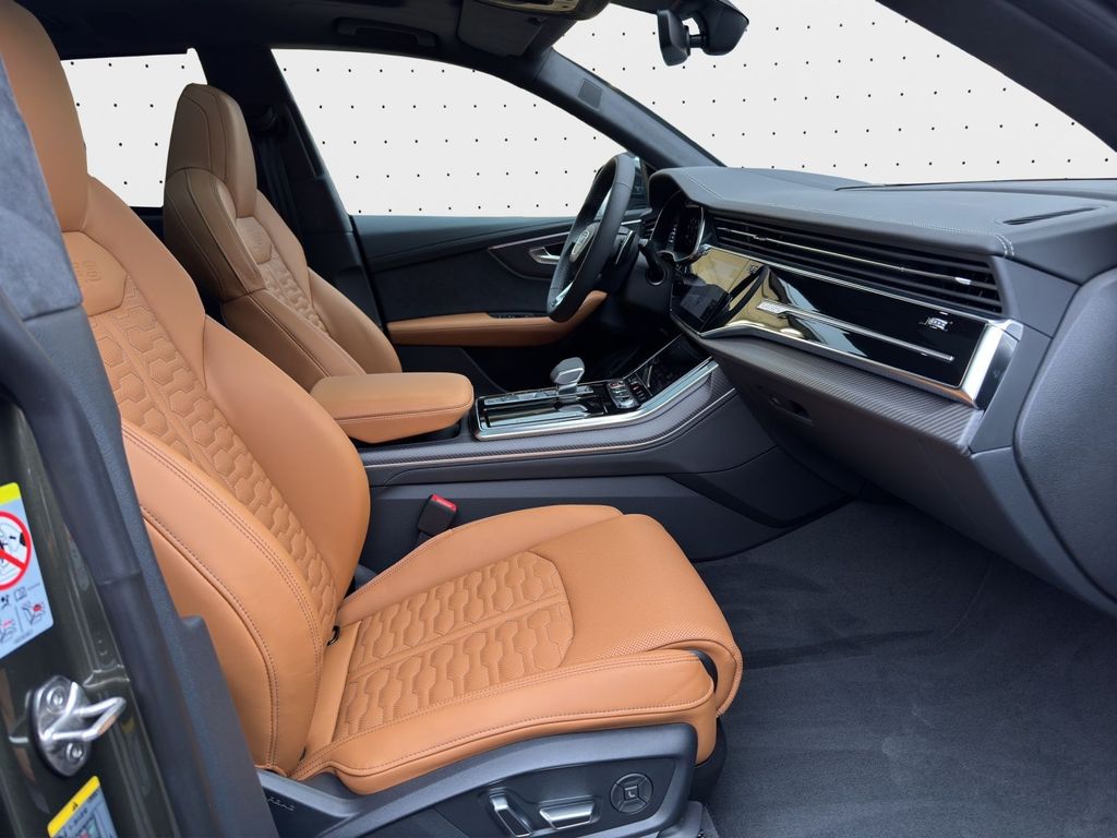 Audi RSQ8 2025