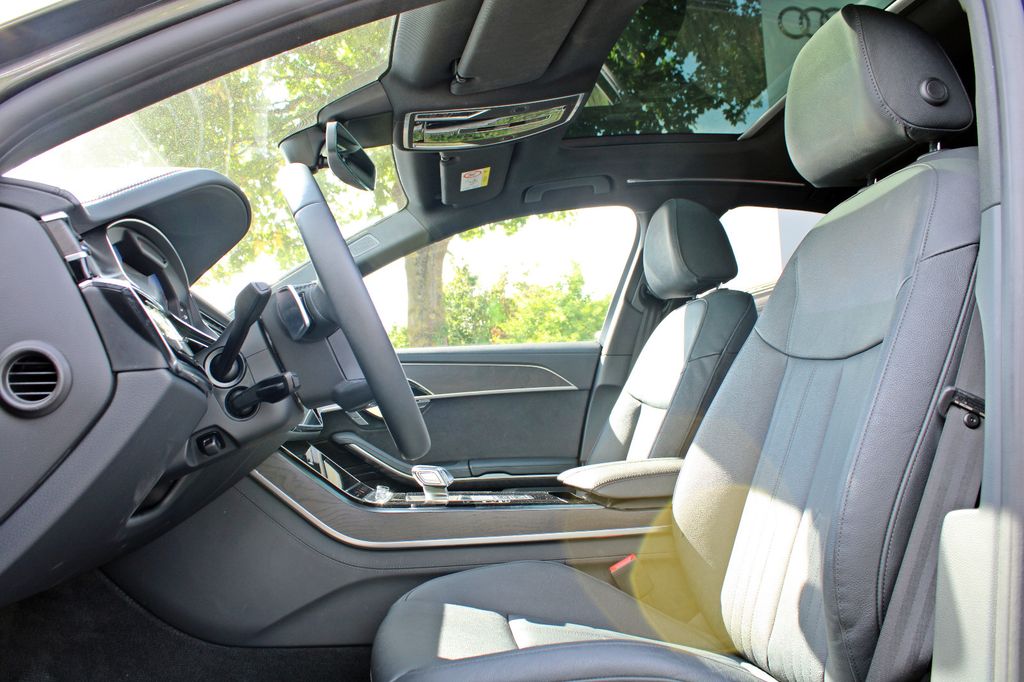 Audi A8 2024