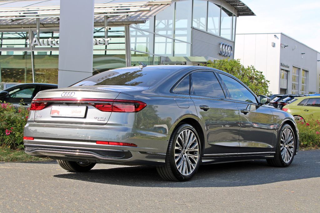 Audi A8 2024