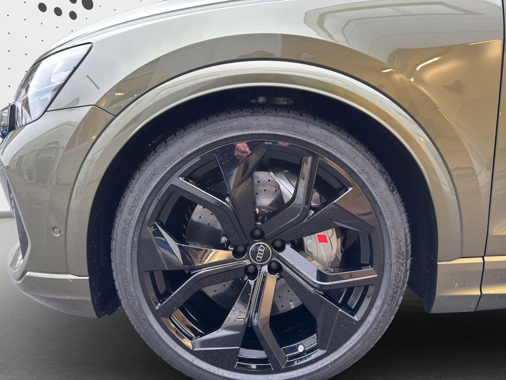 Audi RSQ8 2025