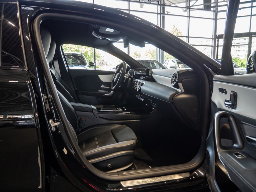 Mercedes-Benz A 250 2025