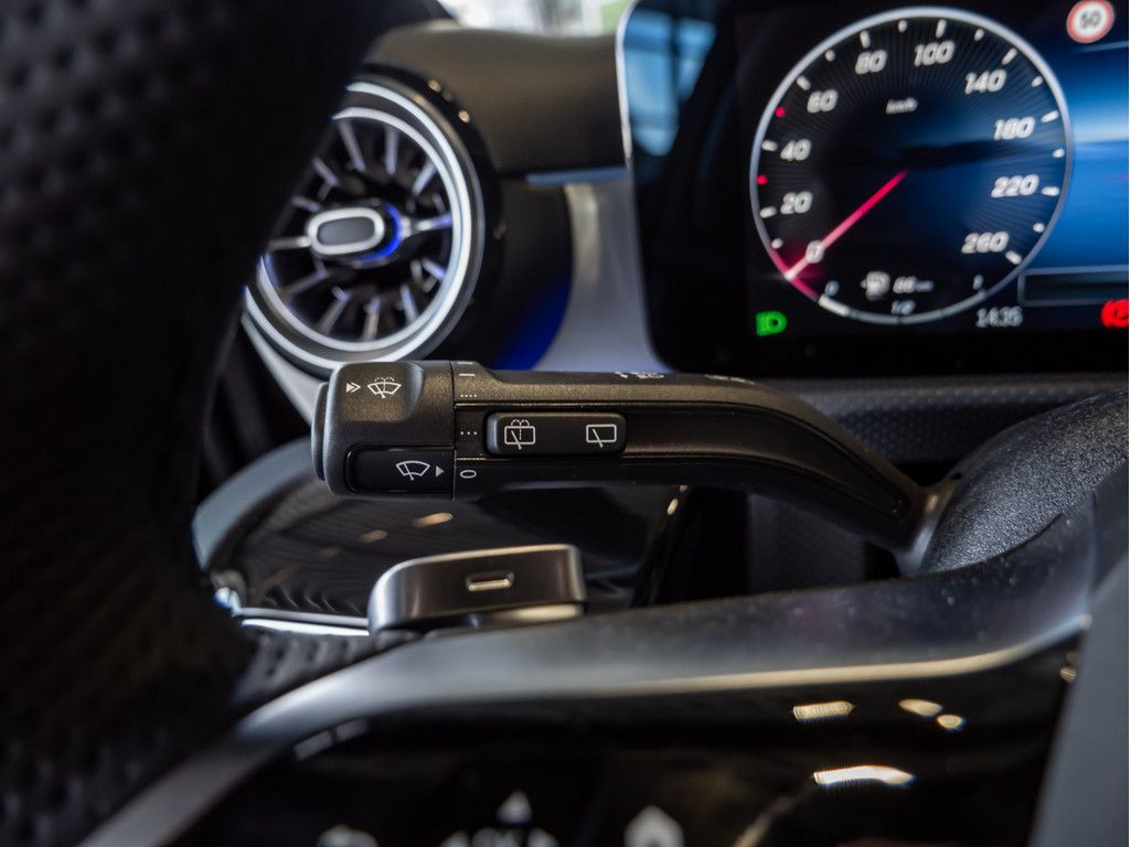 Mercedes-Benz A 250 2025