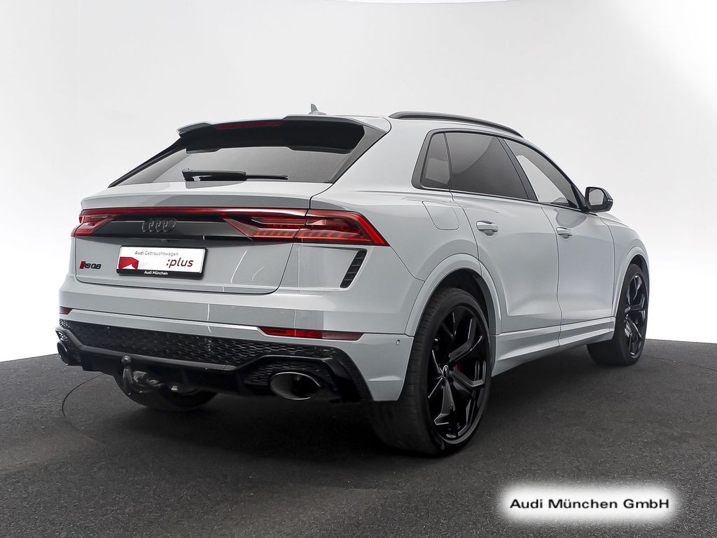 Audi RSQ8 2022