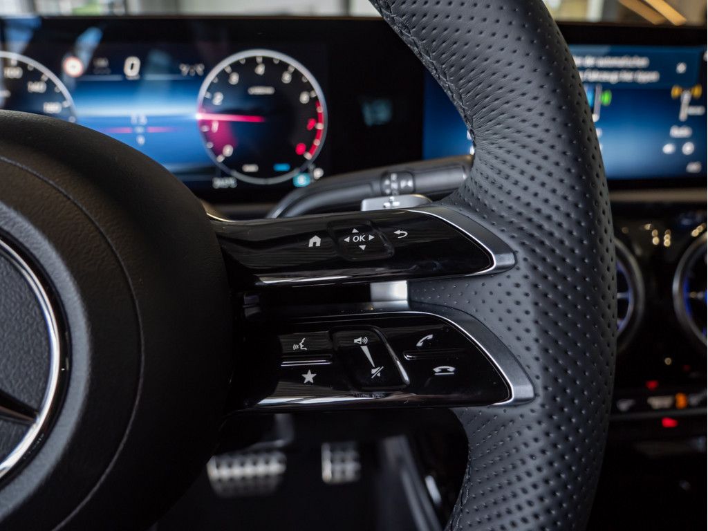 Mercedes-Benz A 250 2025