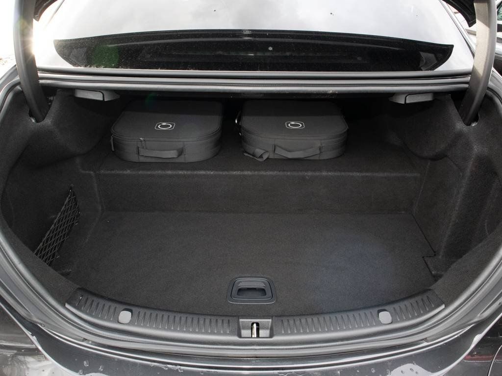 Mercedes-Benz E 300 2023