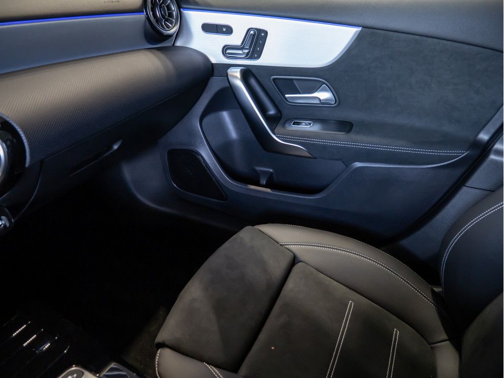 Mercedes-Benz A 250 2025