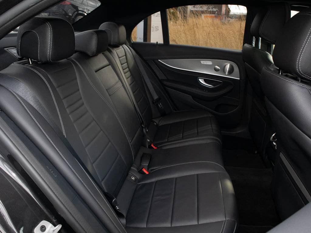Mercedes-Benz E 300 2023