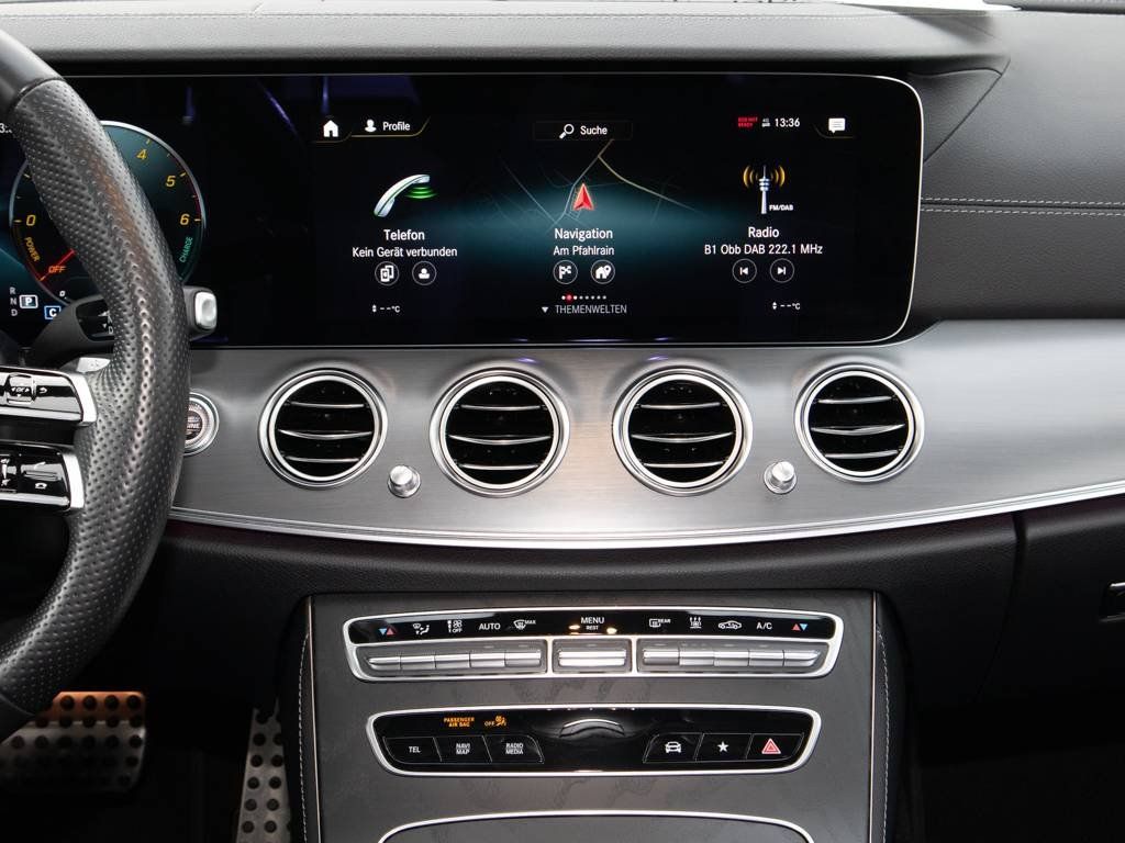 Mercedes-Benz E 300 2023