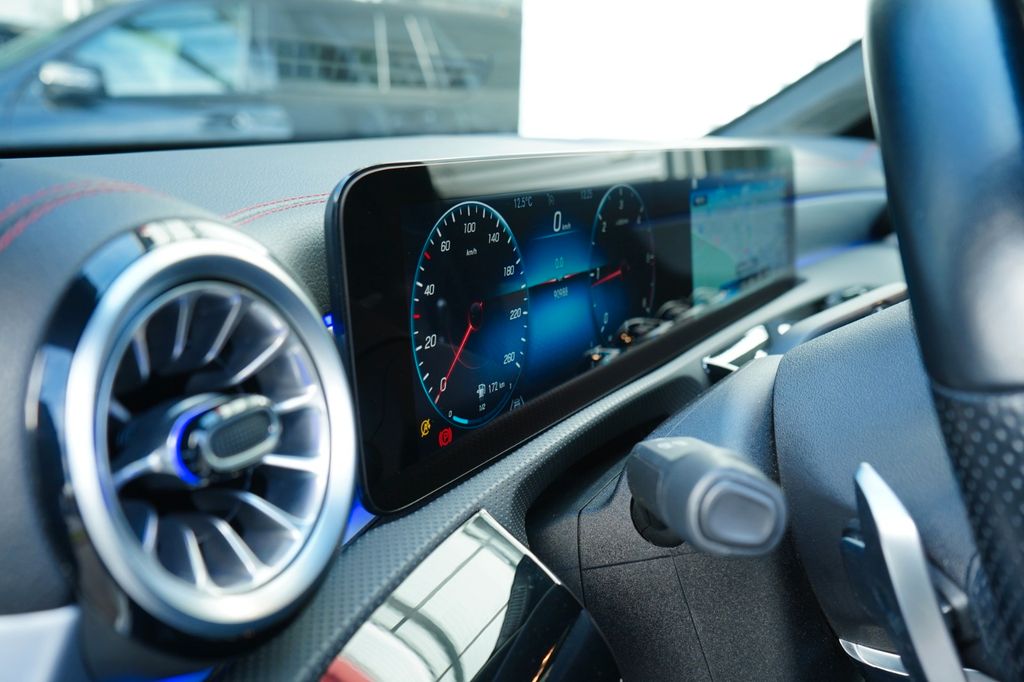 Mercedes-Benz CLA 220 2021