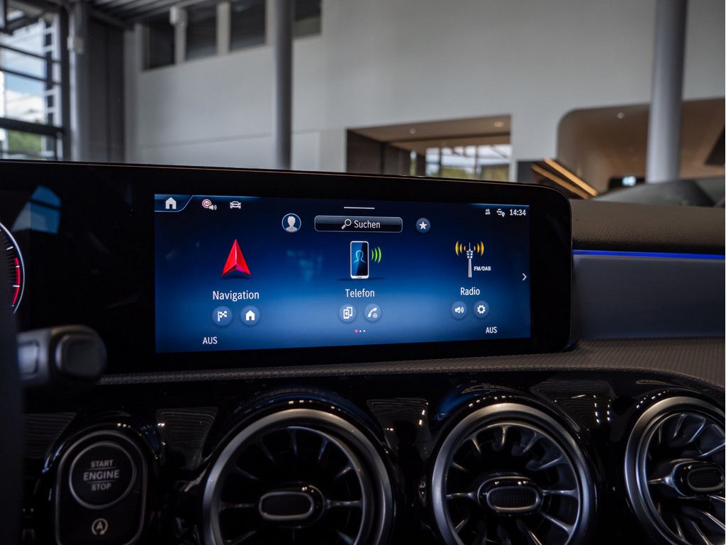 Mercedes-Benz A 250 2025